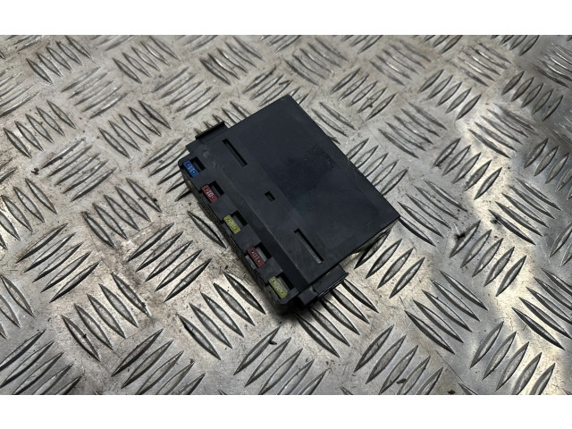 Pojistková skříňka 8921153020 Lexus GS 300 350 430 450H 2008