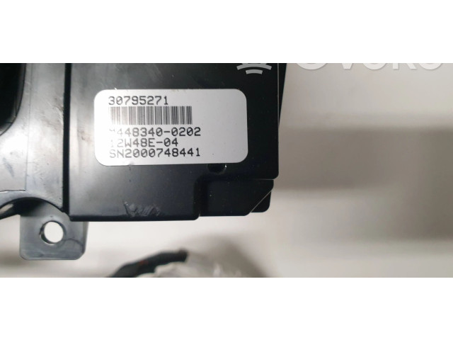 Блок управления климат-контролем 30795271, SN2000748441   Volvo V70