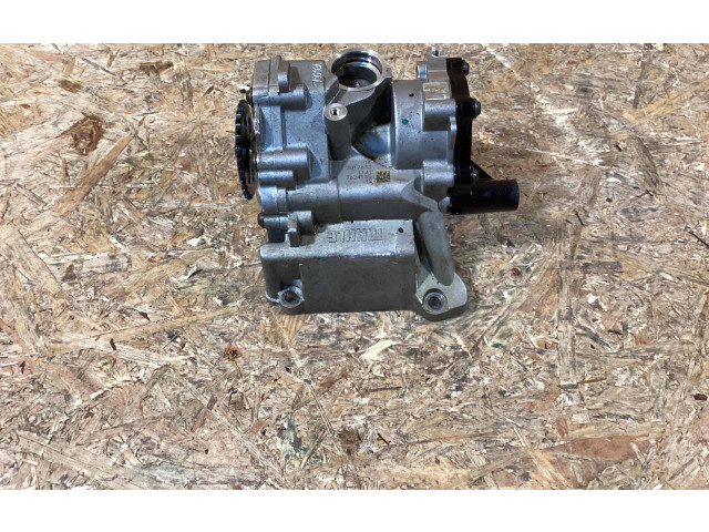 Масляный насос   851375607  BMW 3 F30 F35 F31 