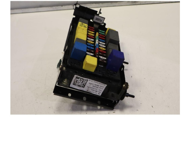 Блок предохранителей Fiat Coupe