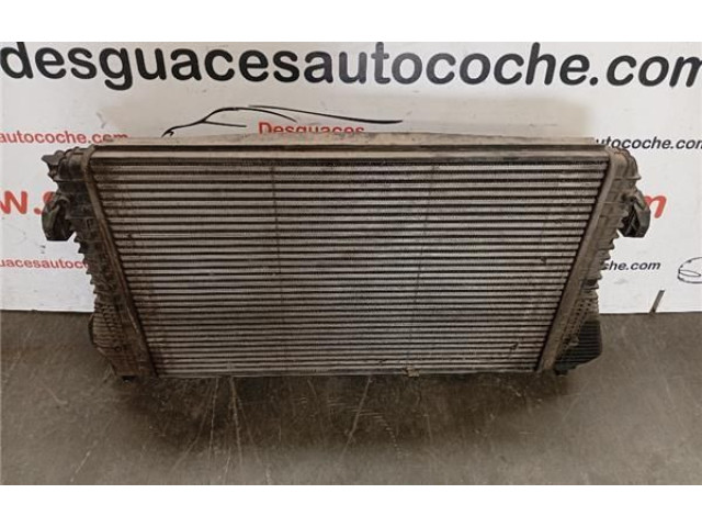 Интеркулер  1K0145803L   Volkswagen Touran I 