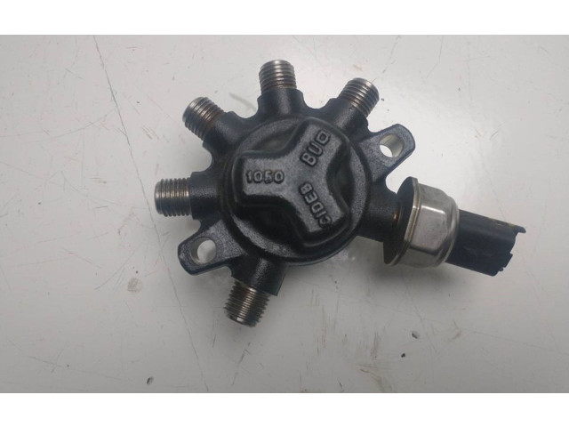 Топливная рампа R9144Z079B, 8200584033 Renault Twingo II