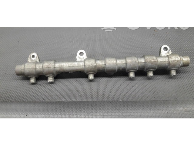 Vstřikovací lišta Alfa Romeo 156