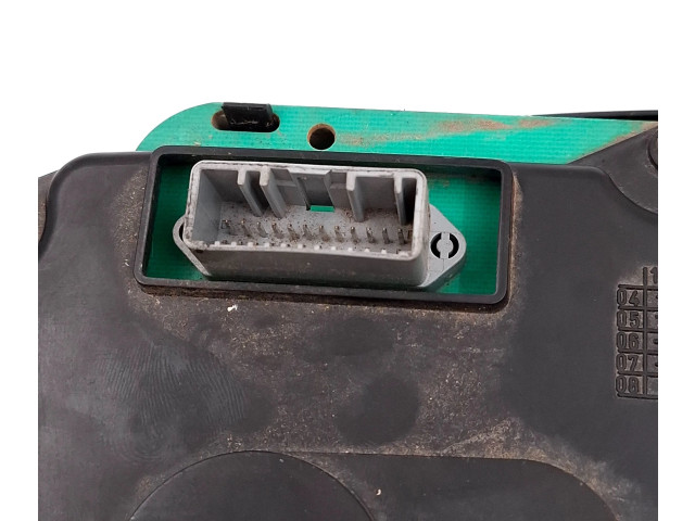 Панель приборов 216774992, 21677499-2   Dacia Logan I       