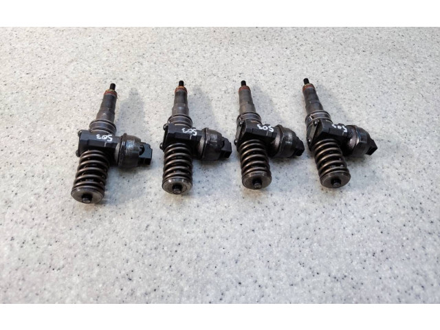 Vstřikovač 038130073AK Volkswagen Sharan AUY