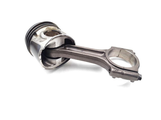  Поршень с шатуном M9R M9R  Nissan X-Trail T31  