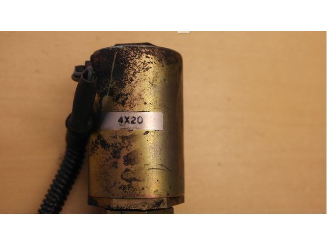 Масляный насос   4983601V00  Nissan Skyline 