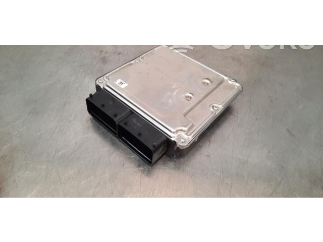 Блок управления двигателя 04L907309P Skoda Karoq