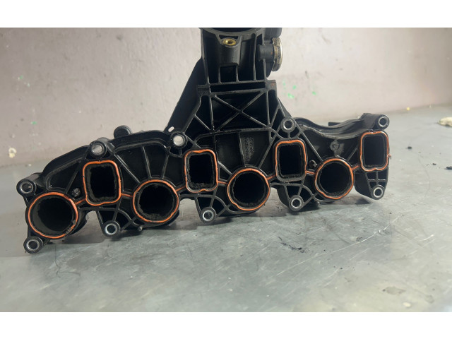 Всасывающий коллектор 03L129711B Audi Q5 SQ5