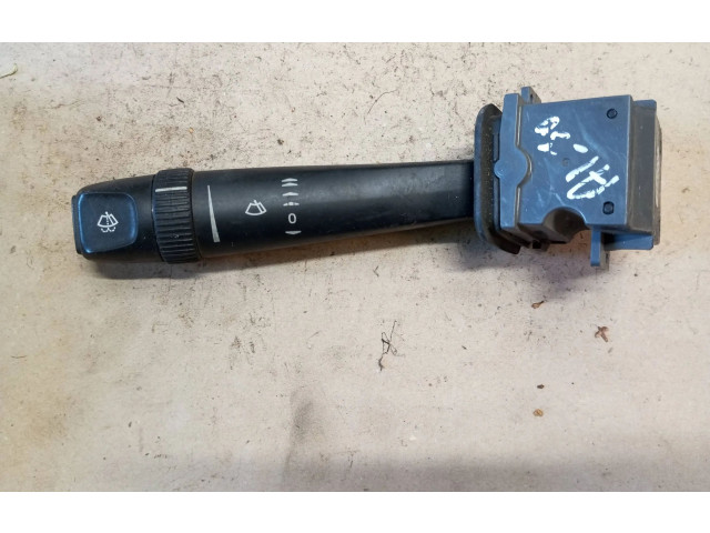 Ручка стеклоочистителей 8691695 Volvo V70