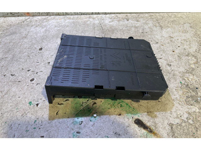 Блок предохранителей 281197595   Citroen C5    