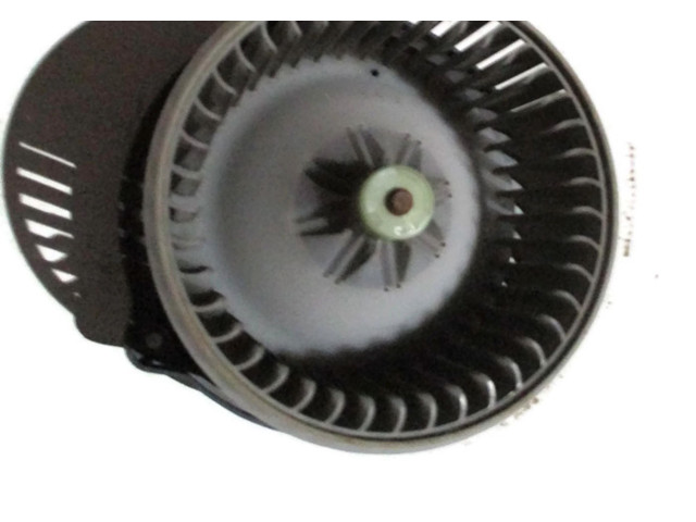 Вентилятор печки 2727000121 Daihatsu Sirion