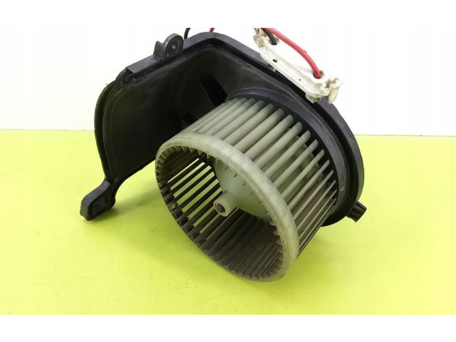 Вентилятор печки    576320300   Renault Clio II