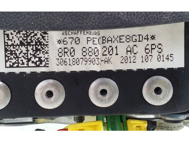 Подушка безопасности водителя 8R0880201AC Audi Q5 SQ5
