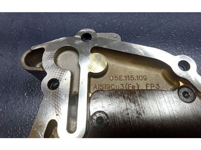 Масляный насос   05E115105A, 05E115105A  Skoda Octavia Mk3 (5E) 