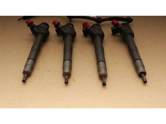 Комплект форсунок 04L130277AJ, 0445110471 Skoda Octavia Mk3 (5E) CLHA