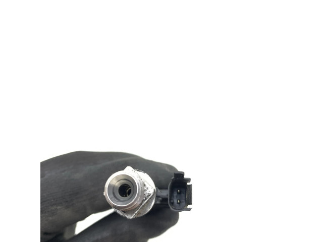 Vstřikovač 7599876, 0261500136 BMW 7 F01 F02 F03 F04 pro benzínový motor 4.4 N63 B44 B