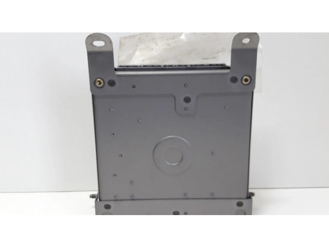 Блок управления двигателя B3P718881A   Mazda 323