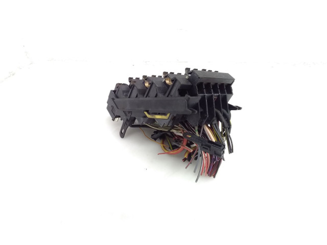 Pojistková skříňka 1245431933 Mercedes-Benz E W124 1995