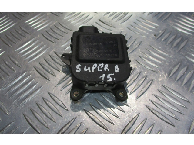 Блок комфорта 8D1820511B Skoda Superb B5 (3U)