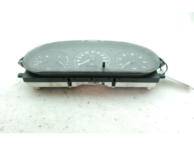Přístrojová deska Renault Megane I 1995