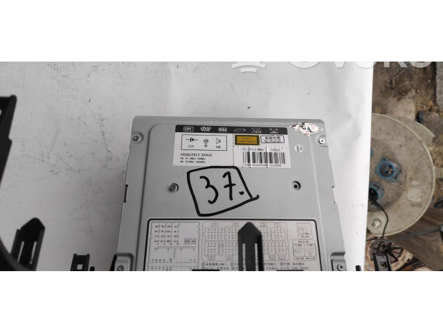 Экран/ дисплей / маленький экран    Chevrolet  Traverse III  2024 -  года