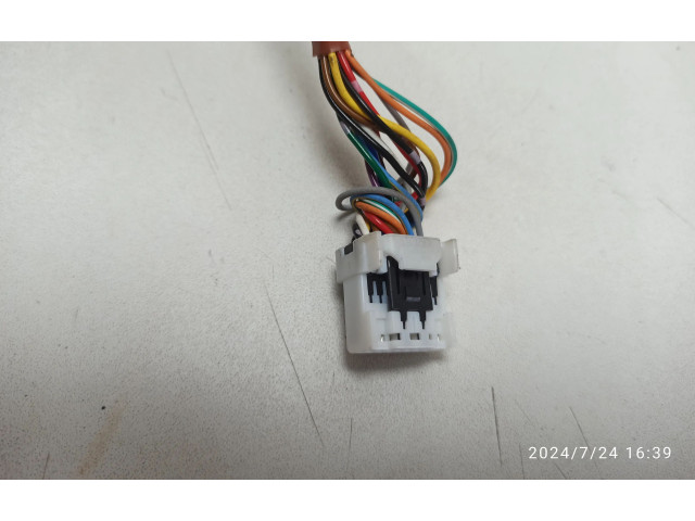 Зеркало электрическое Mitsubishi Outlander 2013 - 2021 года