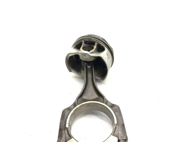 Píst 7647339 BMW 7 F01 F02 F03 F04 pro benzínový motor 4.4 N63 B44 B