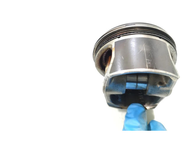  Поршень CBZB   Skoda Fabia Mk2 (5J)  