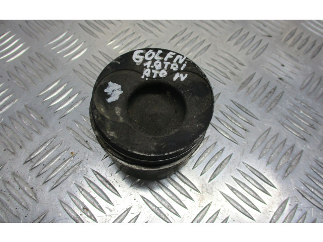 Поршень Volkswagen Golf IV