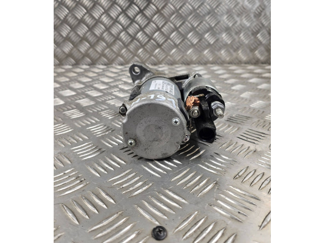   Pojistková skříňka 04L911024   Audi A4 S4 B9 8W 2015