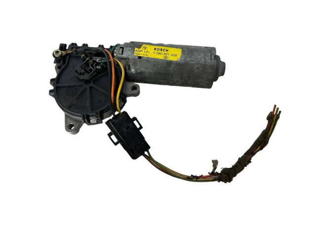 Моторчик заднего дворника 0390201409    Volvo V70