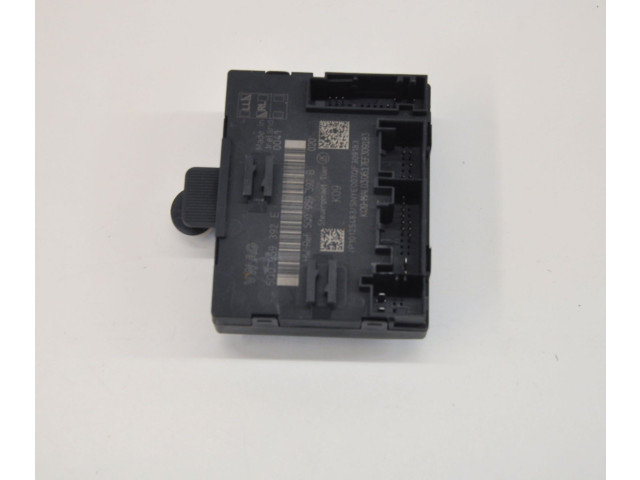 Поршень Блок управления дверью DDY 5Q0959393B Audi Q2 -