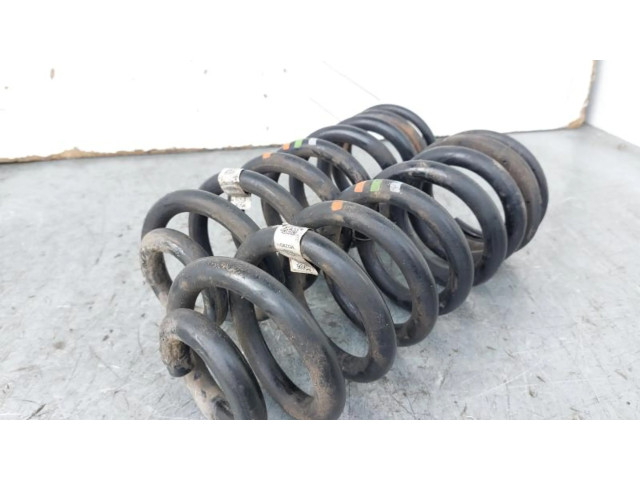 Задний амортизатор с пружиной