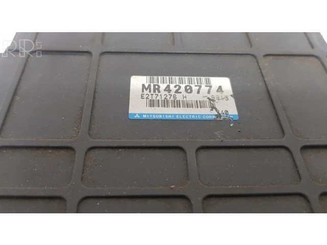Блок управления двигателя MR420774, E2T71276   Mitsubishi Space Star