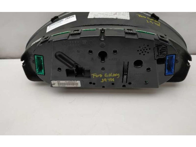 Панель приборов YM2110849APD Ford Galaxy