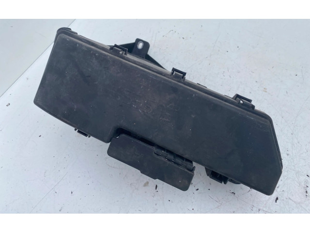 Блок предохранителей  9494210, 9452993   Volvo V70    