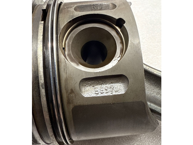  Поршень с шатуном  8857  Jeep Grand Cherokee (WJ)  