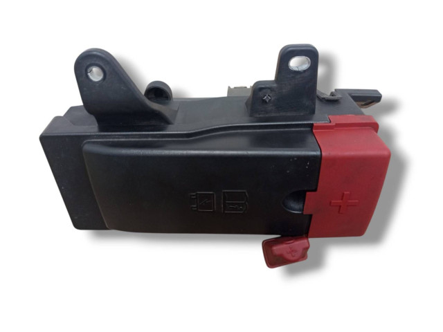 Блок предохранителей GX7314A076AA, P00147268A Jaguar XE