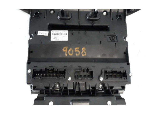 Блок управления климат-контролем HM2T18E245AGB   Ford S-MAX