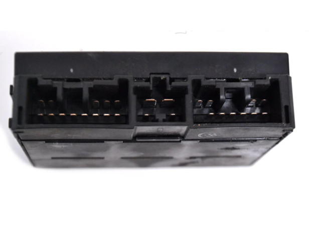 Pojistková skříňka 8921153020 Lexus GS 300 350 430 450H 2009