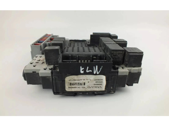 Блок предохранителей 08696098 Volvo XC90