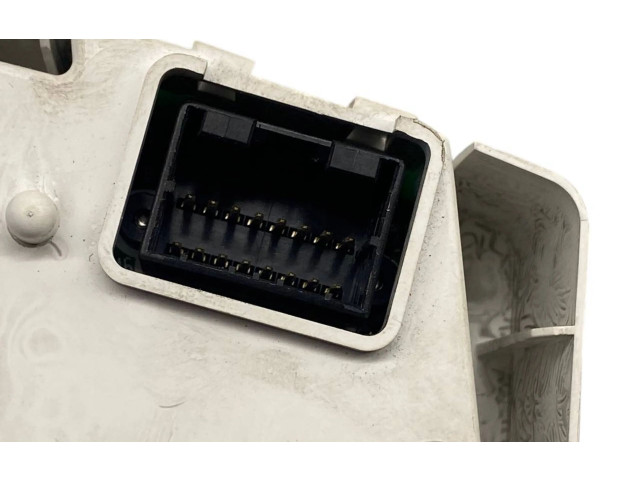 Панель приборов 56054018AH Jeep Grand Cherokee (WK)