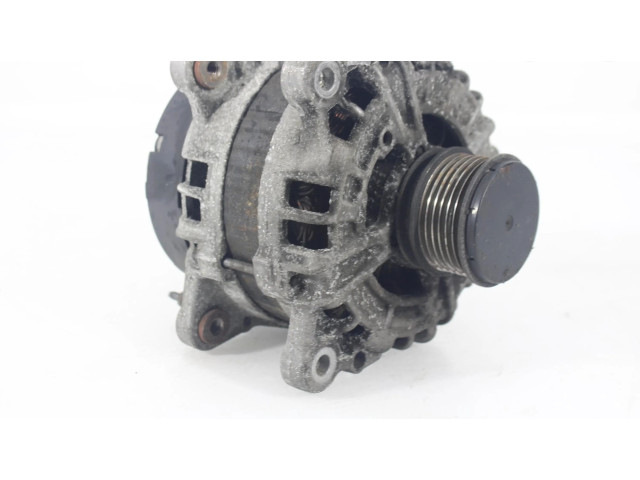 Генератор 0125811027   Volkswagen Passat Alltrack      