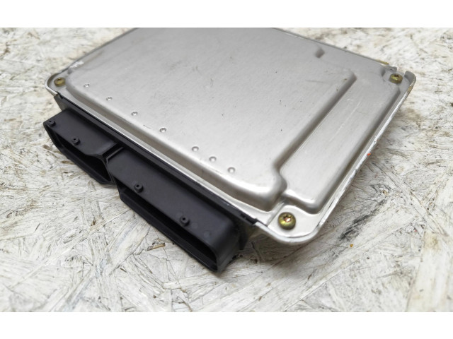 Блок управления двигателя 038906012Q, 28SA4254 Volkswagen New Beetle