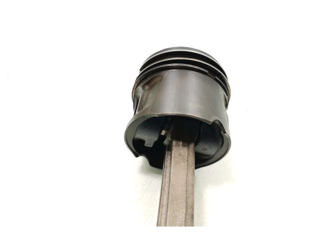 Píst Jaguar S-Type AJD