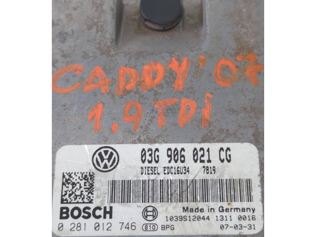 Řídící jednotka 03G906021CG, 1039S12044   Volkswagen Caddy 2008