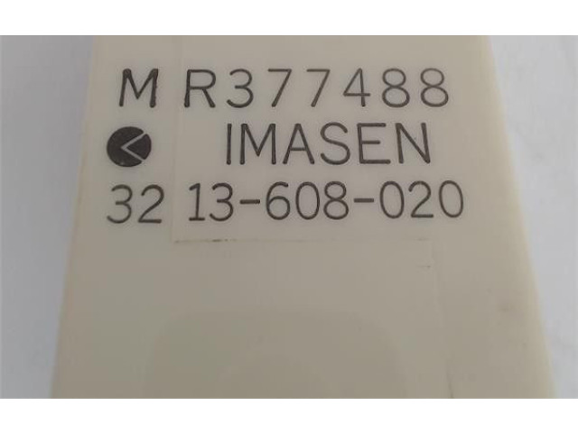 Блок управления MR377488 Mitsubishi Montero