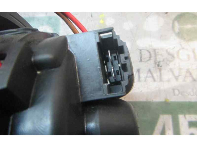 Вентилятор печки    272100975R   Dacia Duster