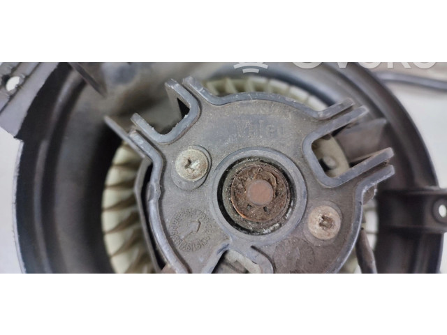 Вентилятор печки       Mercedes-Benz E W124